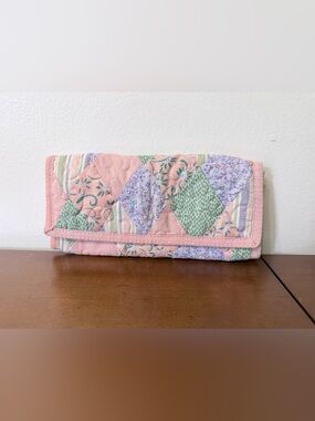 Vintage Quilted Patchwork Pastel Floral Wallet Clutch Grandma Cottage Core